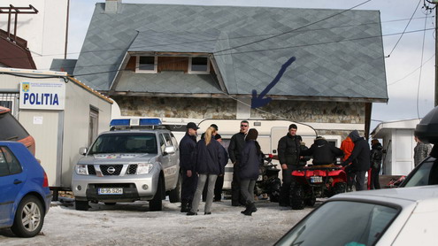 La Rânca, angajaţii lui Sorin Schneider, de la KEY CENTER, închiriază „la negru” ATV-uri dintr-o anexă a cabanei poliţistului Cristi Stroe