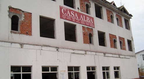 Casa albă versus un salut cu pălăria!