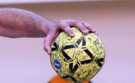 HANDBAL/ Caraş Severin 33-26 Energia Pandurii