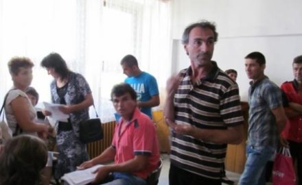 Salariații Olservmin vor să-i ceară explicații lui Ponta: ”USL ne-a transformat în cerșetori!”