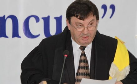 Experții europeni au descoperit abuzuri nebune  în universitatea “lucidului” Adrian Gorun