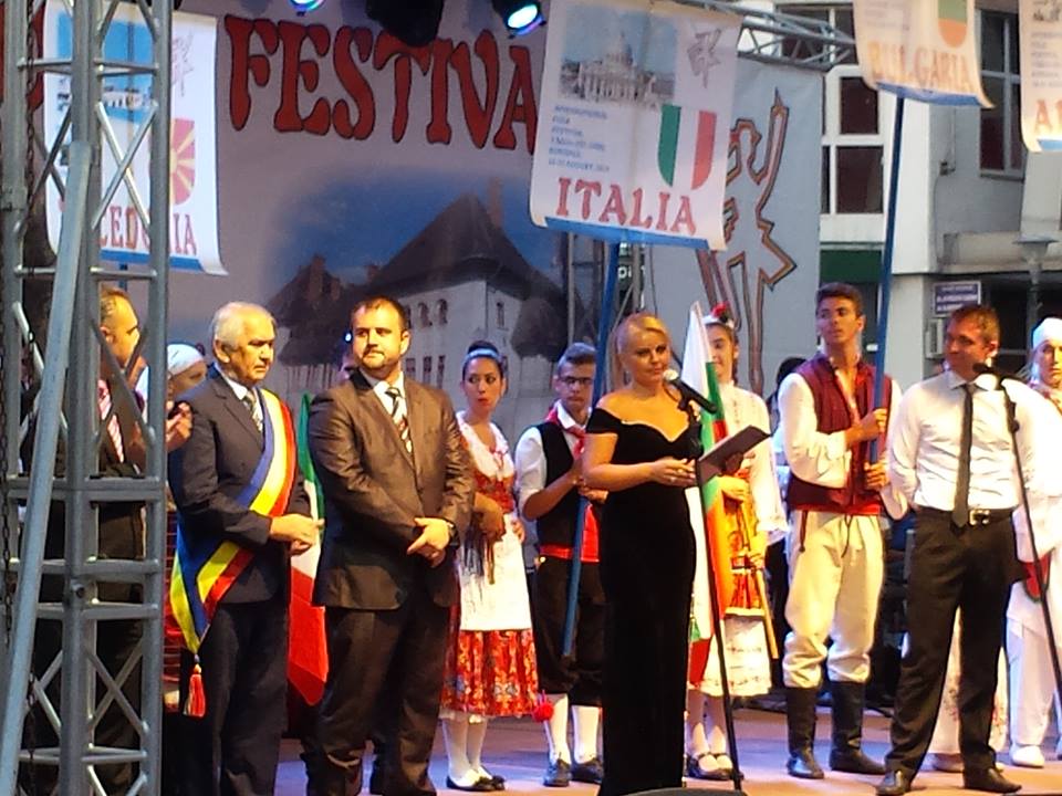 festivalul international de folclor