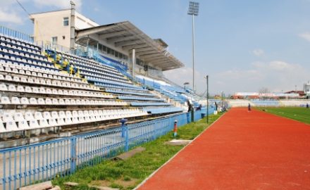 Încep reparaţiile la Stadionul Municipal