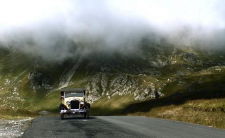 „Transalpina – Drumul Regilor”, proiecție de gală la Festivalul de Film de la Sibiu. La Gorj, sprijin și interes ZERO pentru filmul care promovează … Gorjul