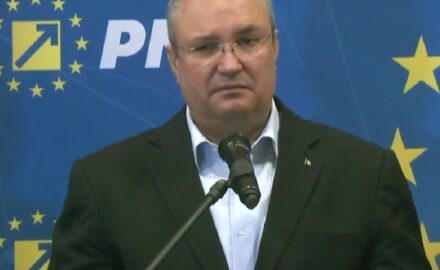 Ciucă: ”Cei care dezertează dintr-o formaţiune şi merg în altă parte pentru nişte firfirei nu sunt oameni politici”